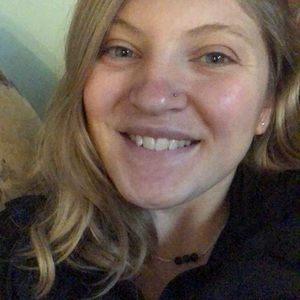 Meet your Posher, Christy